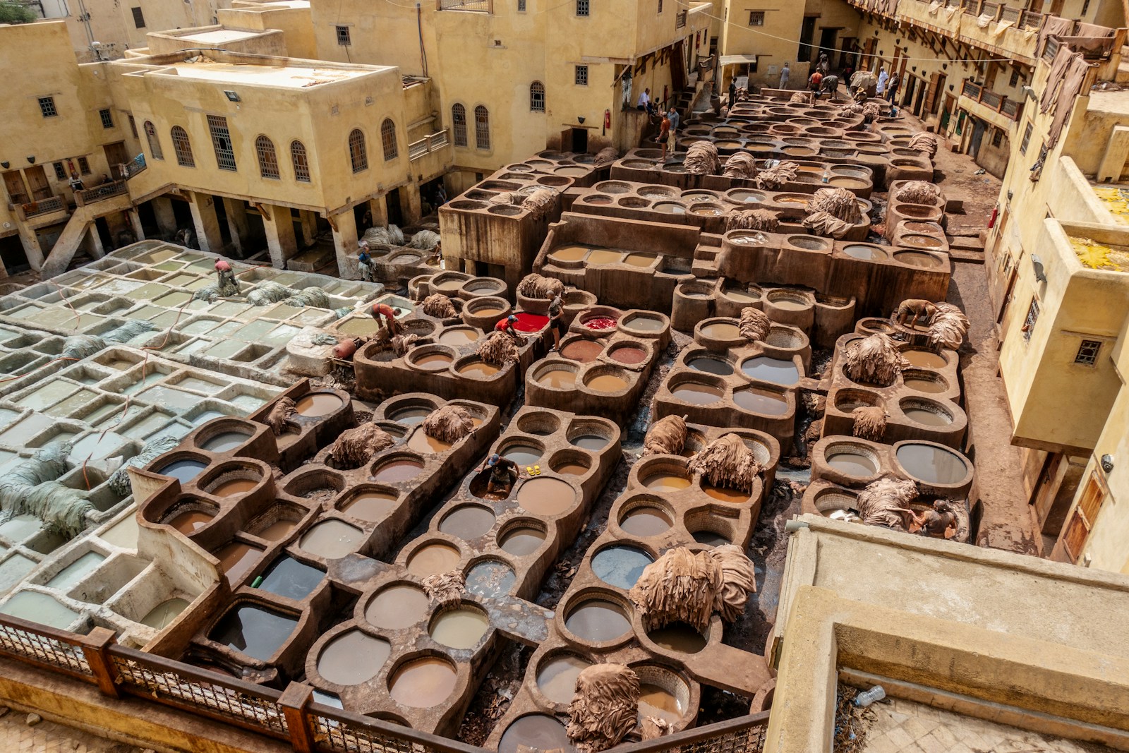 Marrakech a Fez: 4 Días de Desierto y Montañas